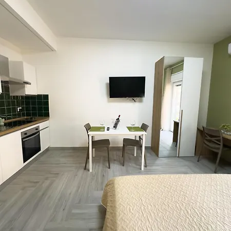 Aparthotel Ferrera &